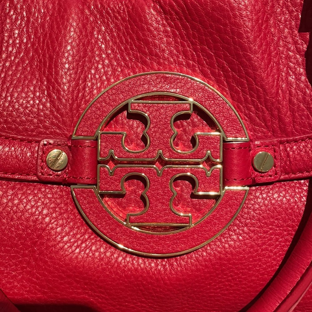 Tory Burch Red Leather Crossbody Bag with Gold Logo - Picture 7 of 7